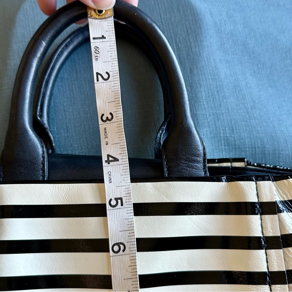 Kate Spade Black and White Striped Shoulder Bag - Picture 8 of 8